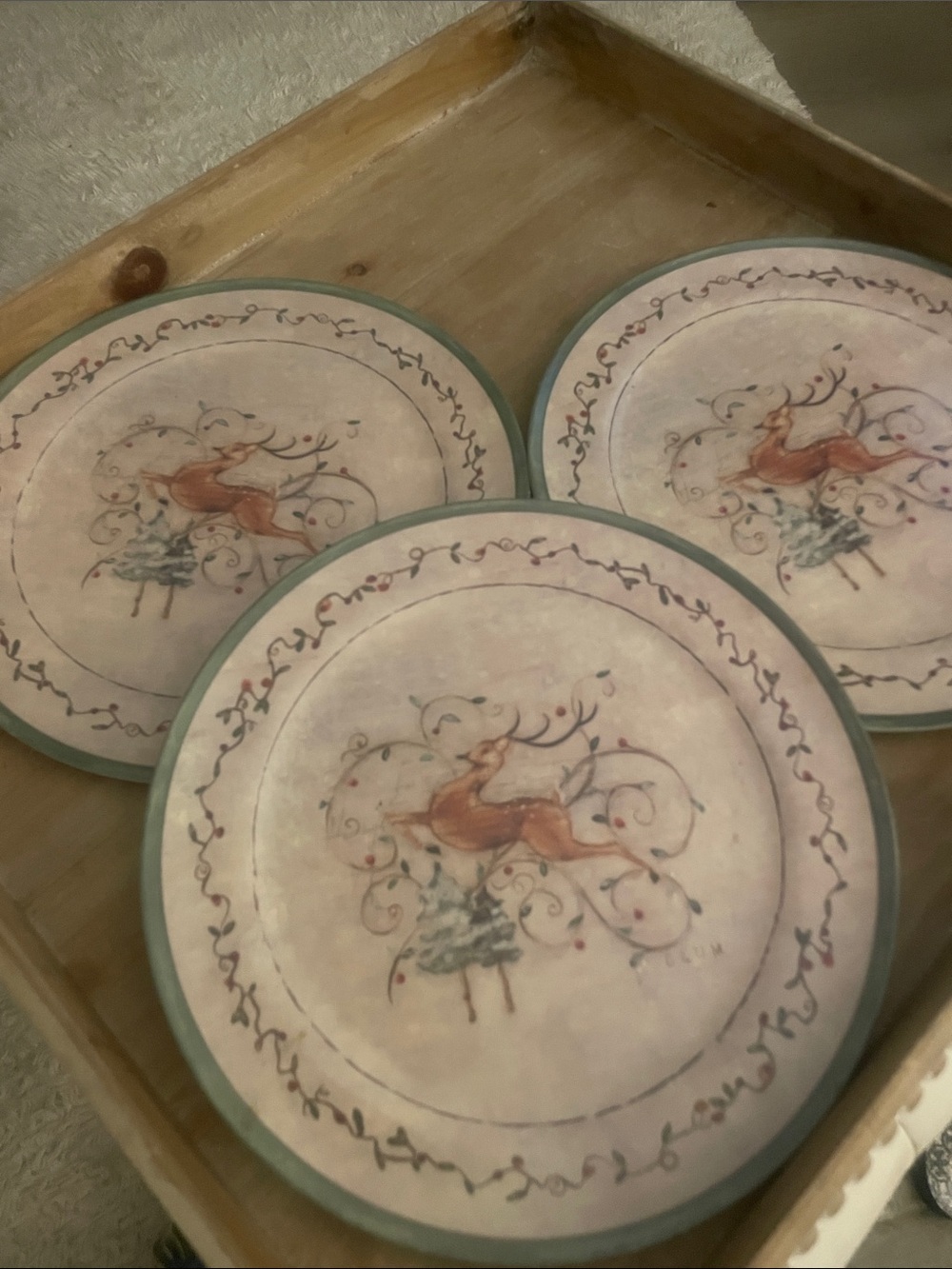 Precidio Holiday Deer Decorative Plate Set - Green Accent (3)